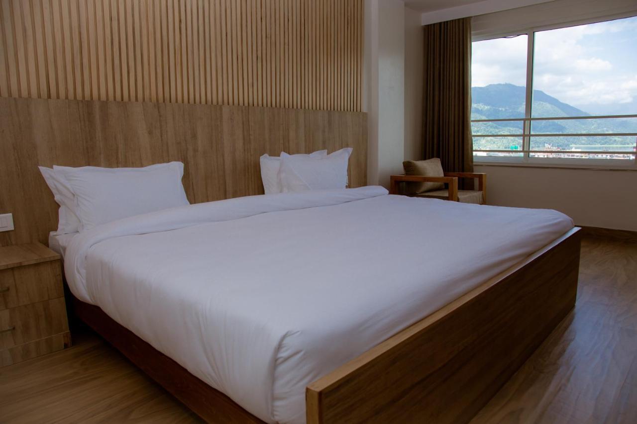 Stay Inn Hotel And Apartment Pokhara Exterior photo