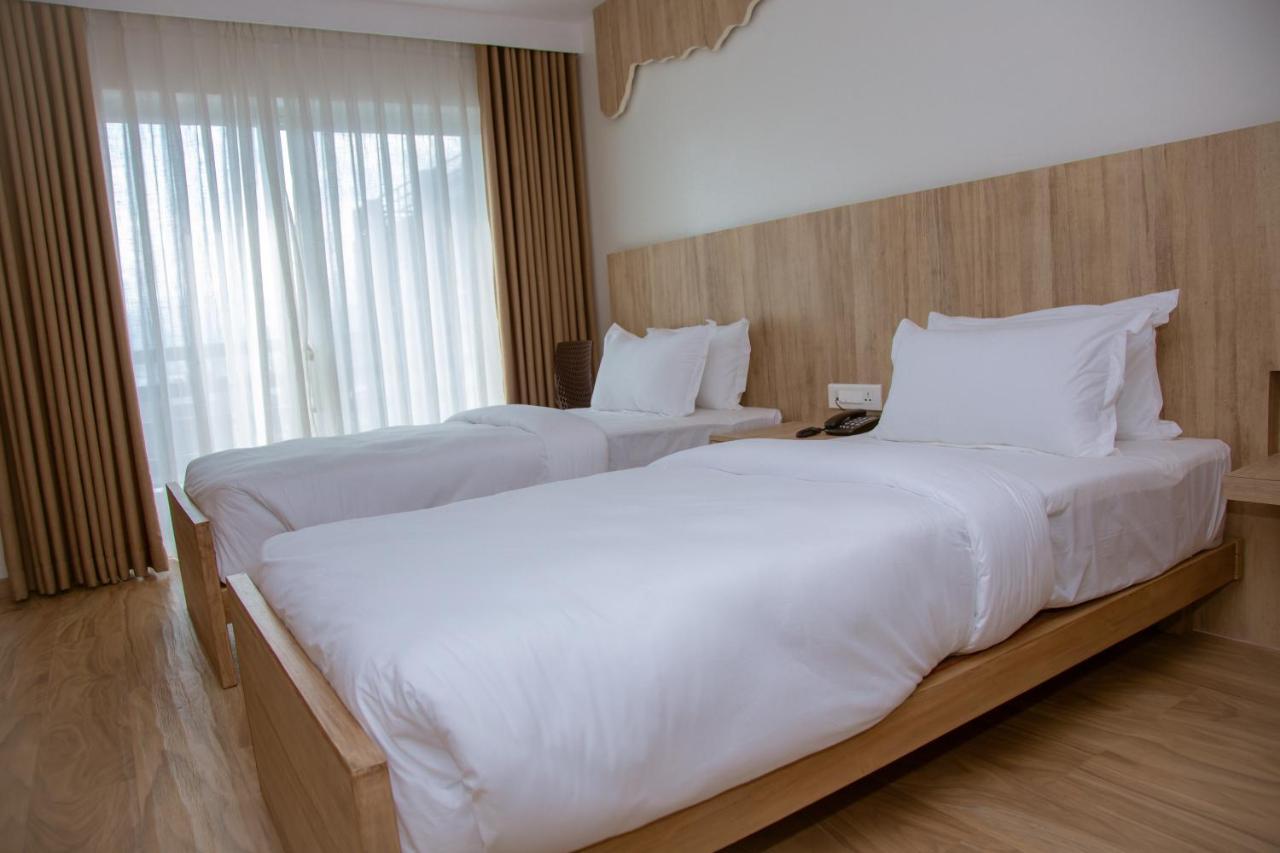 Stay Inn Hotel And Apartment Pokhara Exterior photo