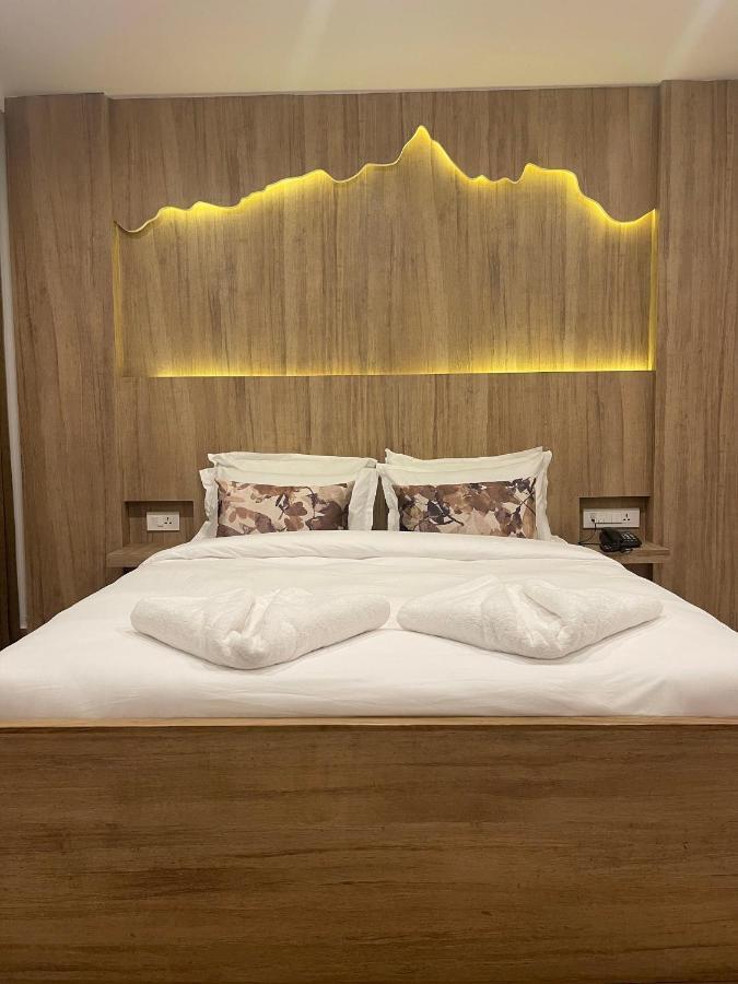 Stay Inn Hotel And Apartment Pokhara Exterior photo